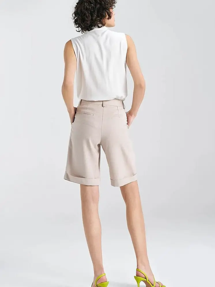 Shorts model 196993 Nife