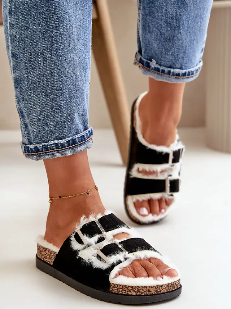 Slippers model 199899 Step in style