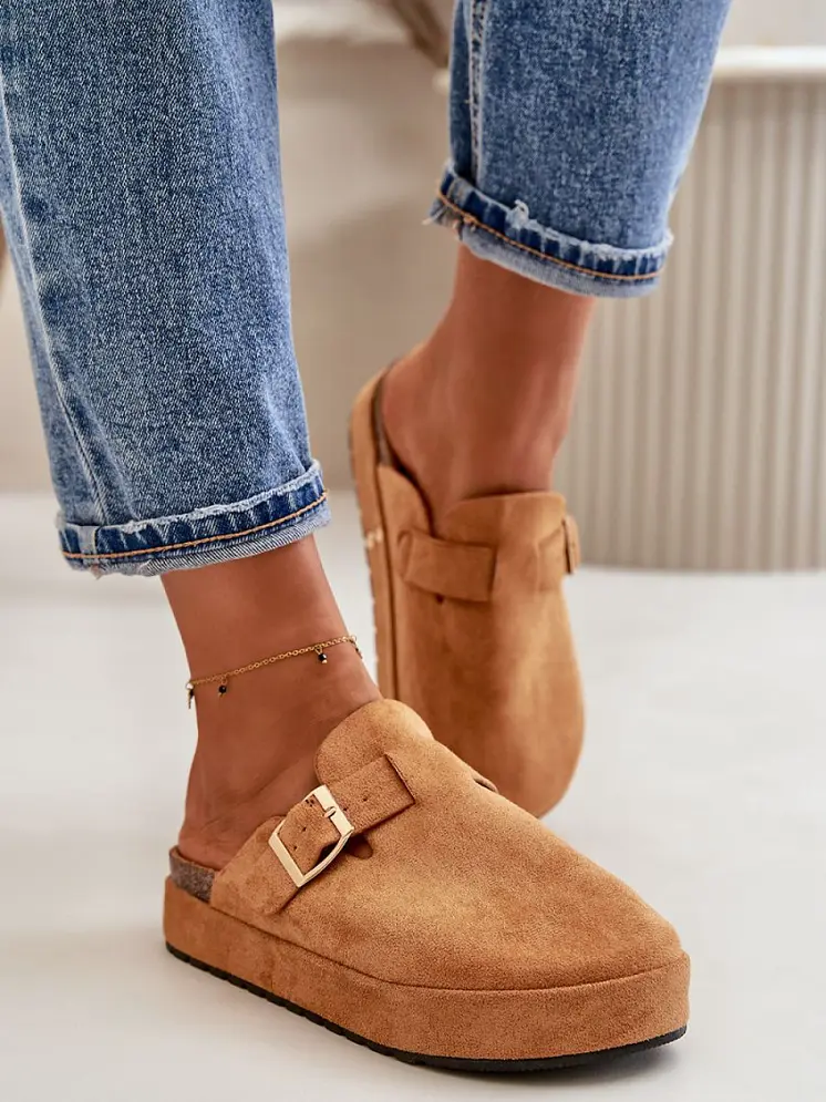 Slippers model 200123 Step in style
