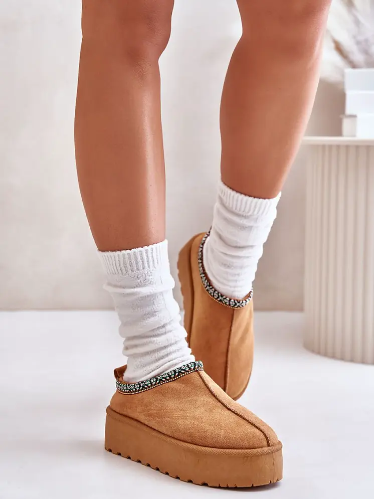 Slippers model 201247 Step in style