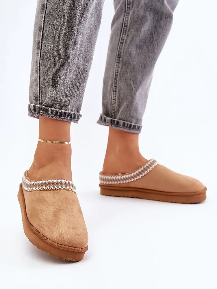 Slippers model 202661 Step in style