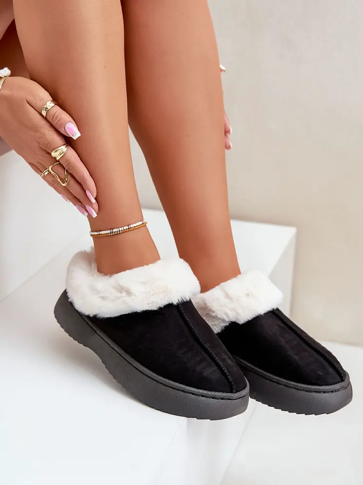 Slippers model 203617 Step in style