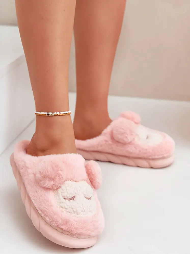 Slippers model 203750 Step in style