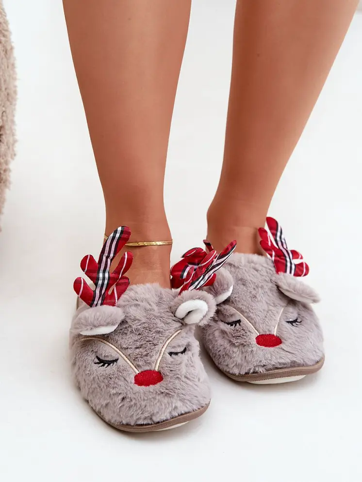 Slippers model 204642 Step in style
