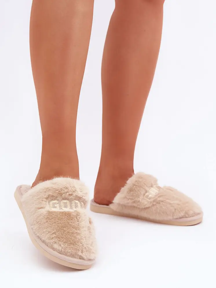 Slippers model 204943 Step in style