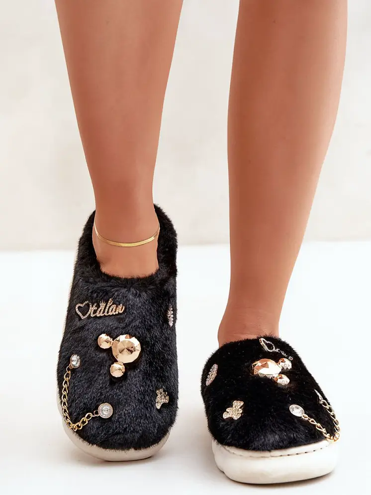 Slippers model 204956 Step in style