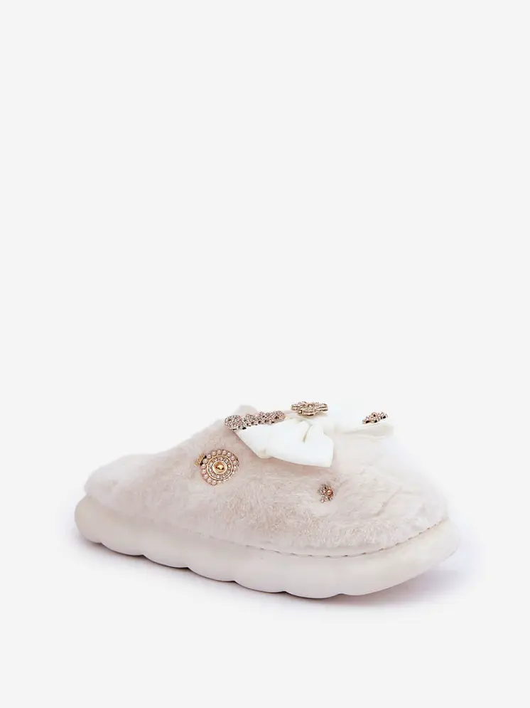 Slippers model 204960 Step in style