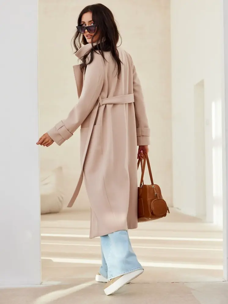 Coat model 206987 Roco Fashion