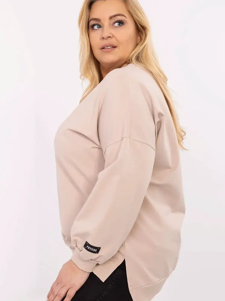 Plus size sweatshirt model 211731 Relevance