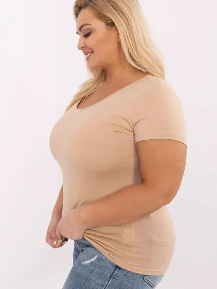 Plus size T-shirt model 211761 Relevance