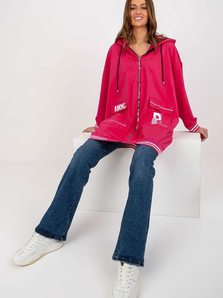 Sweatshirt model 176362 Relevance