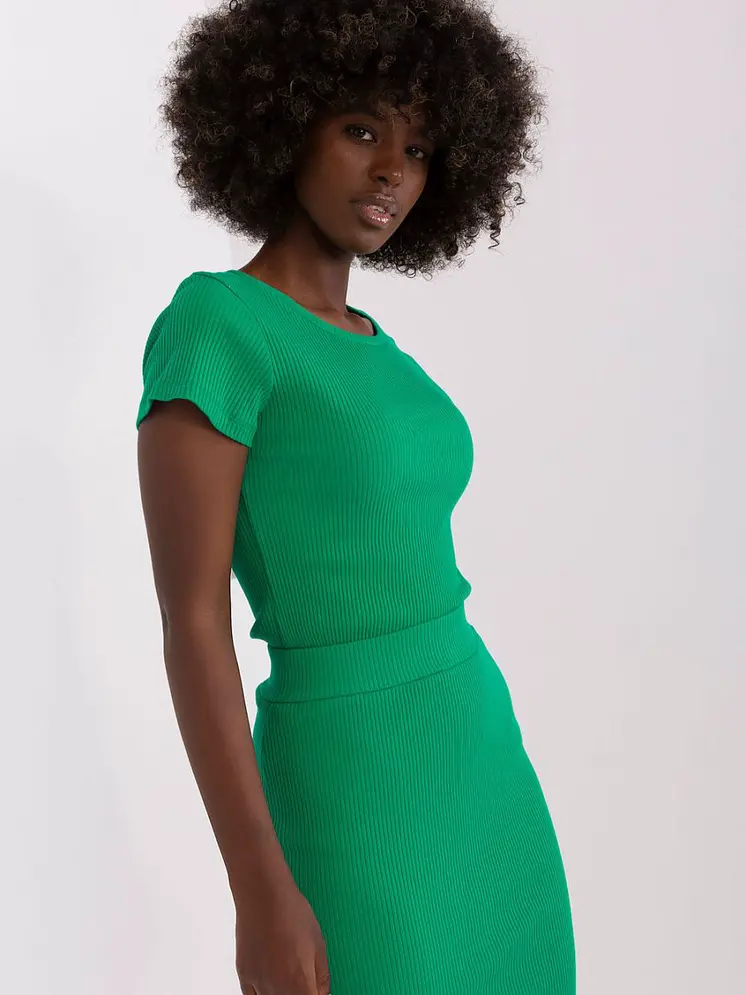 Blouse model 183531 Relevance