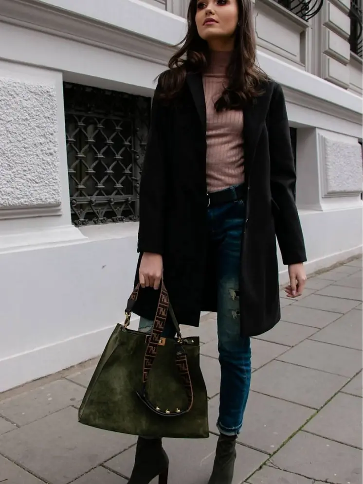 Coat model 184442 Roco Fashion