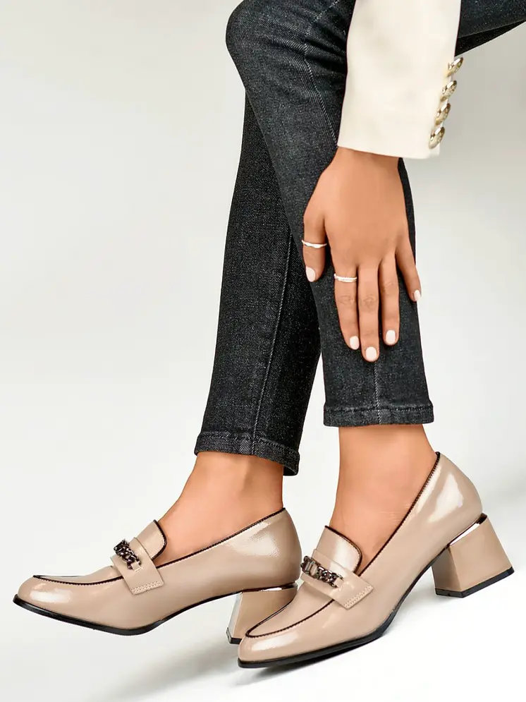 Heeled low shoes model 186506 PRIMO Wholesale Clothing Online, Women`s Fashion, Shoes, Lingerie & Underwear - Matterhorn