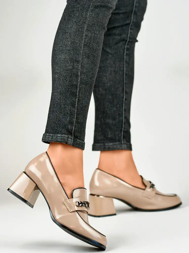 Heeled low shoes model 186506 PRIMO Wholesale Clothing Online, Women`s Fashion, Shoes, Lingerie & Underwear - Matterhorn