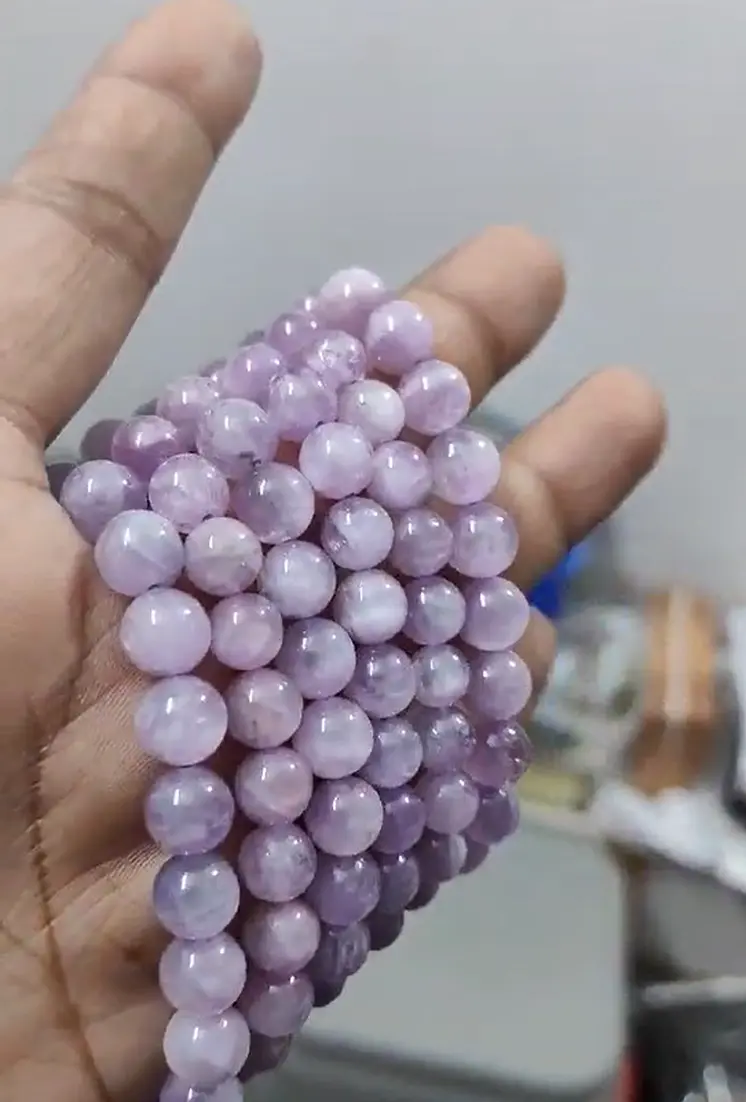 Kunzite Gemstone Beads (8mm)