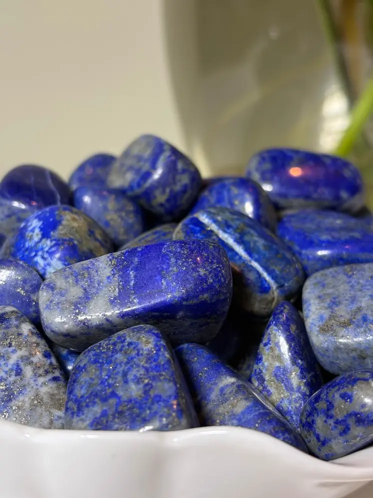 Lapis Lazuli Tumbled Stones (1 kg pack)