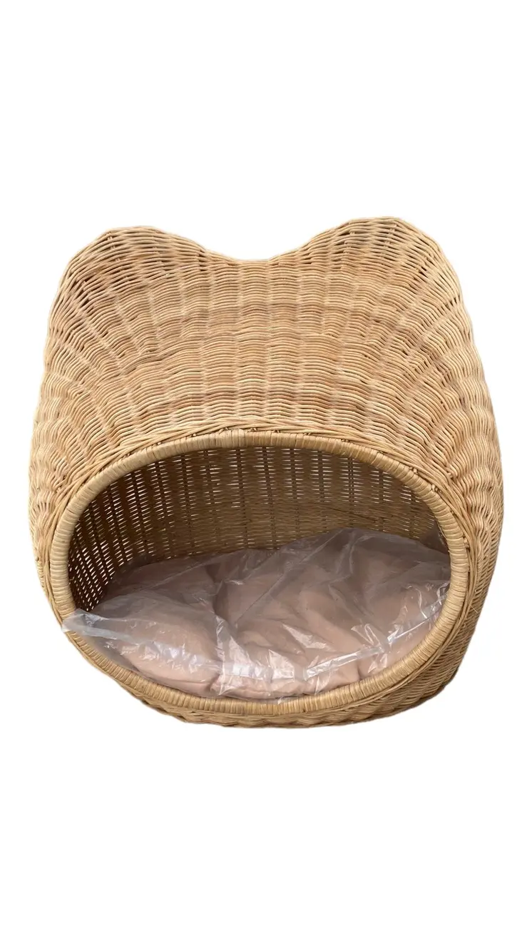Kitty Rattan Pet House