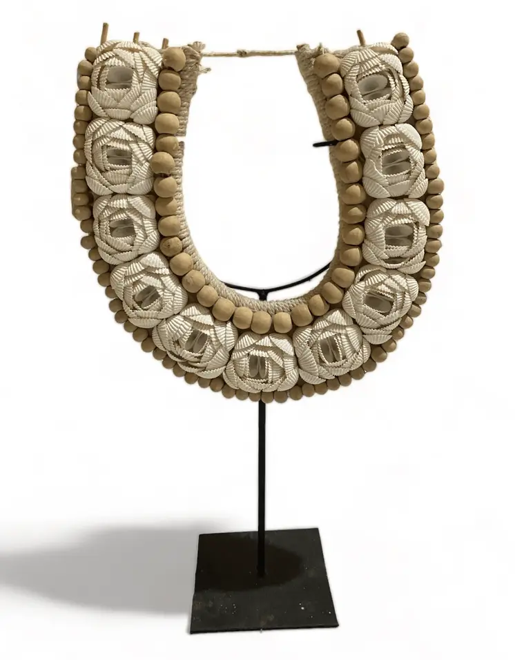Charming Bali Sea Shells Necklace Home Decoration