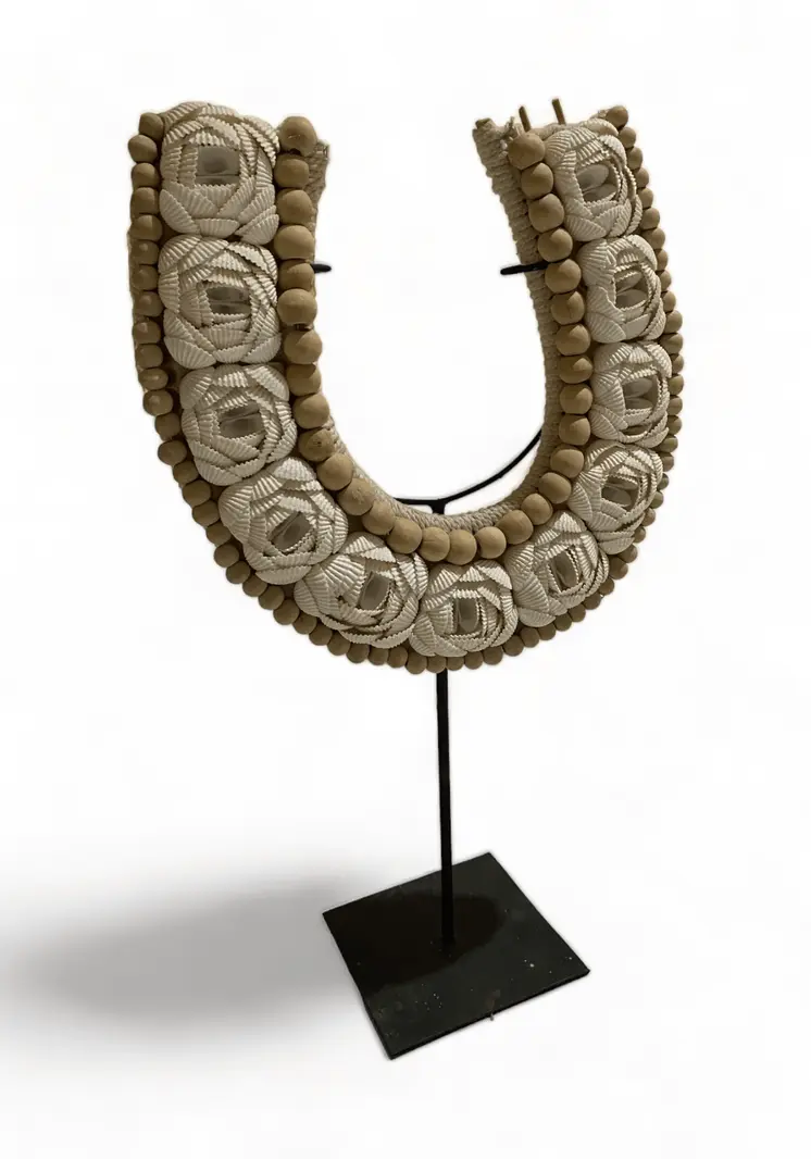 Charming Bali Sea Shells Necklace Home Decoration