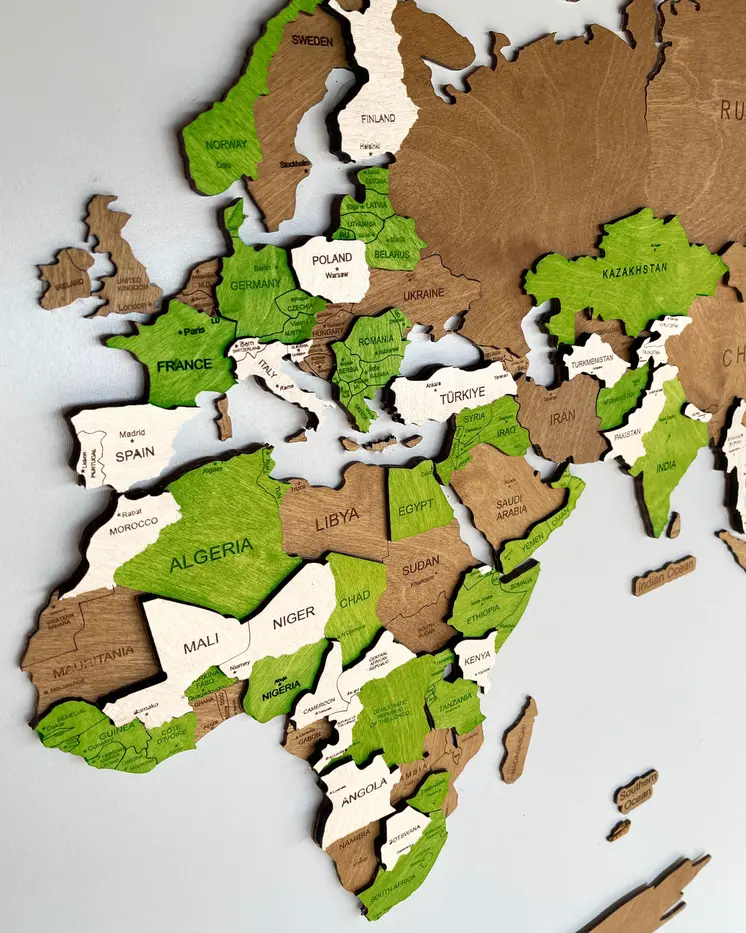 Wooden 3D World Map for wall | LIME