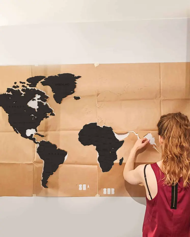 Additional template for assembling the world map