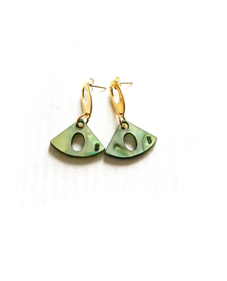 Pendientes abanico con base ovalada