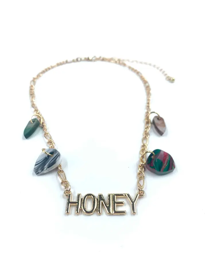 Collar Personalizado 'Honey': Un Toque Dulce para Tu Look