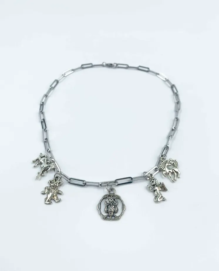 Collar trois motifs
