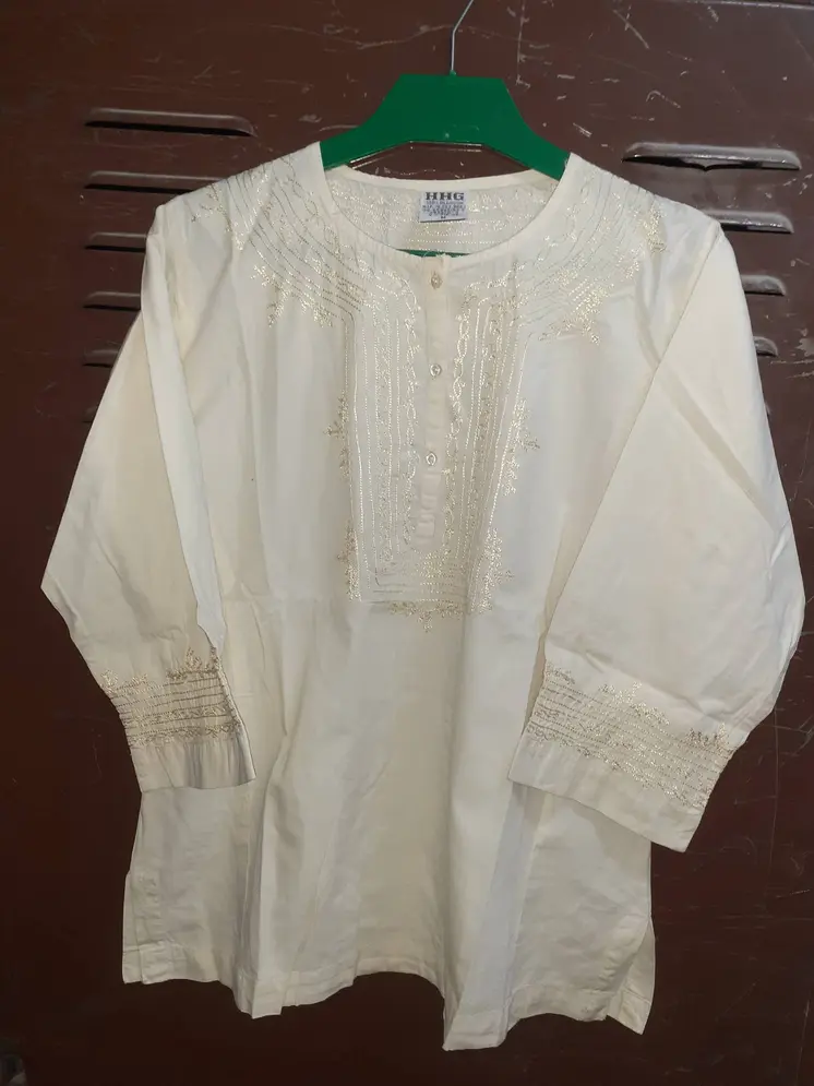 Blusa de mujer con mangas