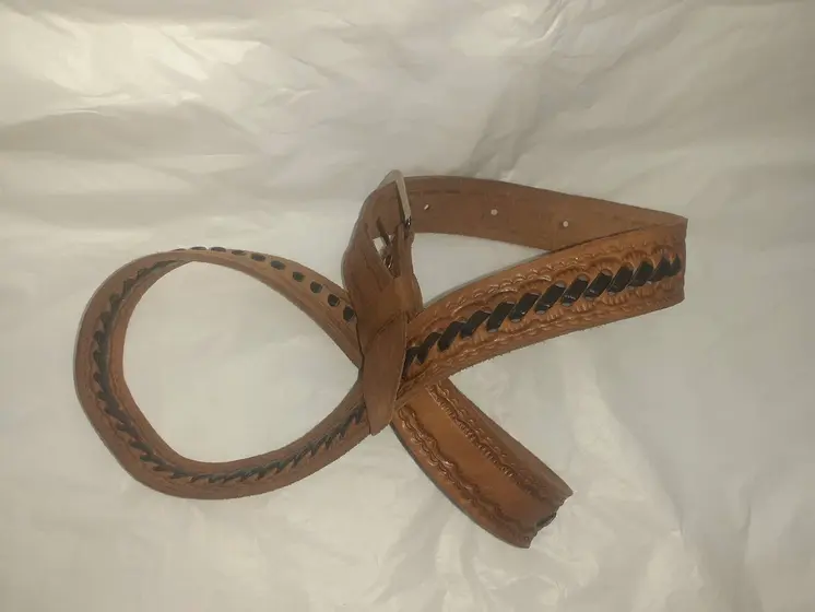 Cinturón estrecho trenza combinada