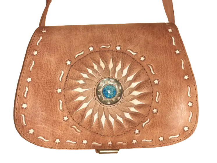 Bolso redondo con piedra