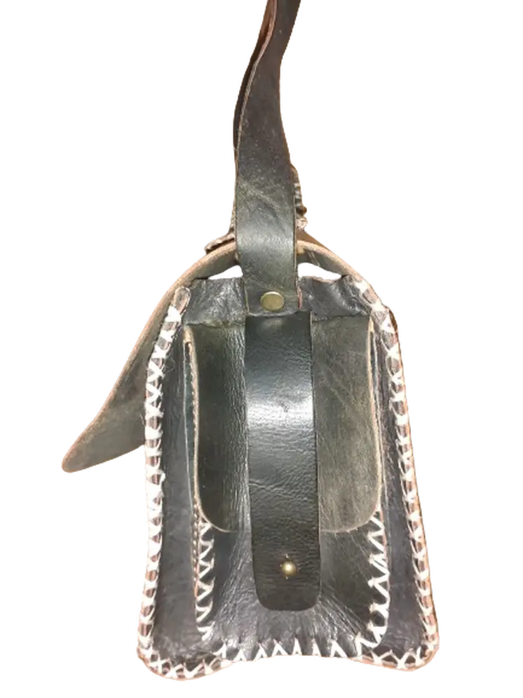 Bolso redondo de hilo blanco