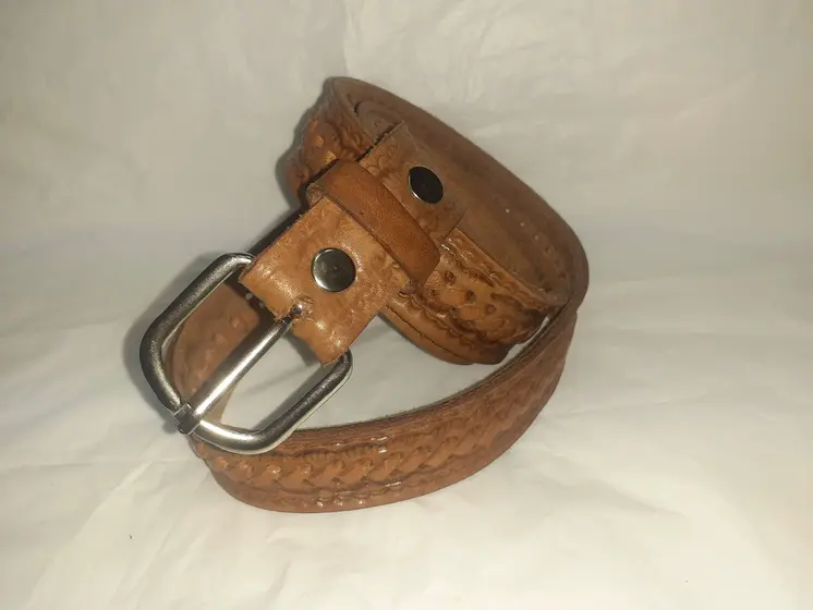 Cinturón Fino trenza central