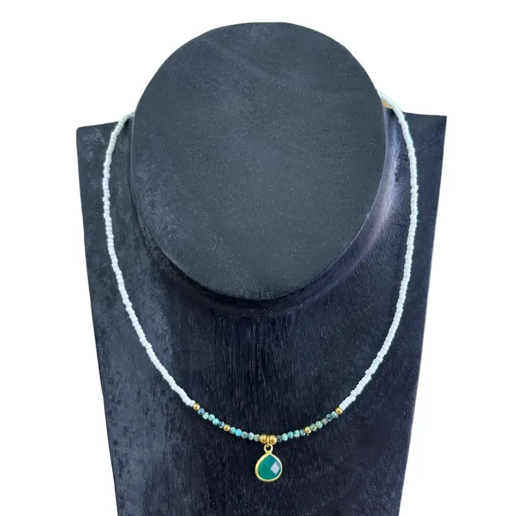Collares de mujer de Tailandia