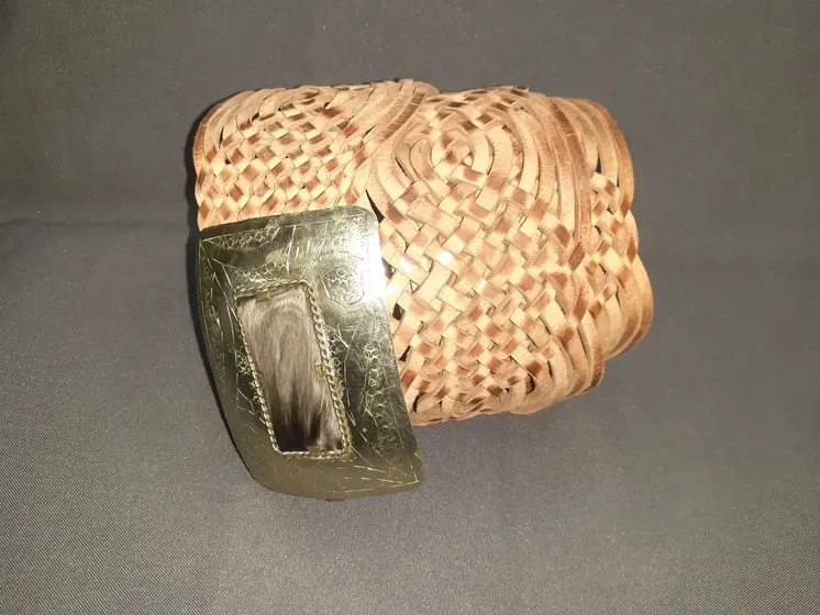 Cinturón de chapa mujer ancho