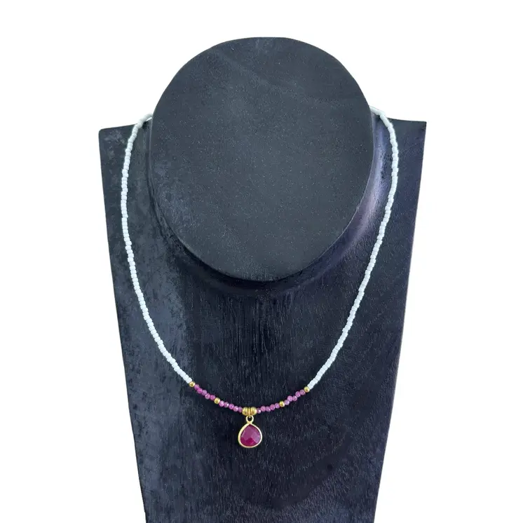 Collares de mujer de Tailandia