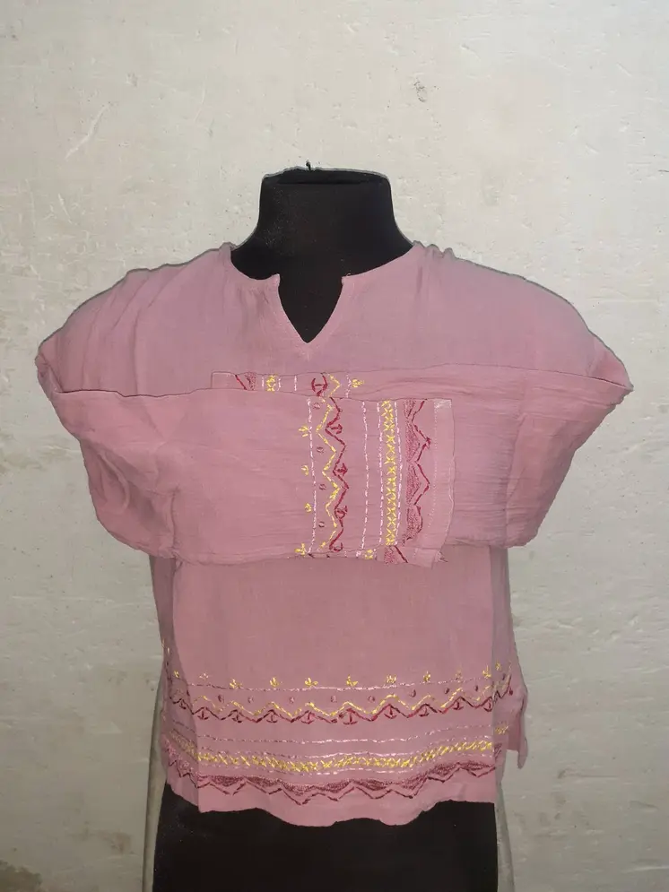 Blusa de mujer con mangas