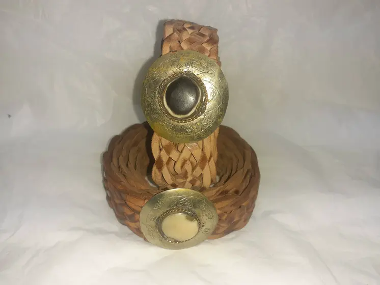 Cinturón de chapa fino