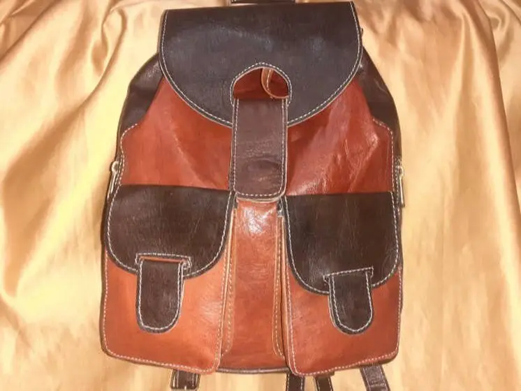 Mochila Cuatro Bolsillos Mediana