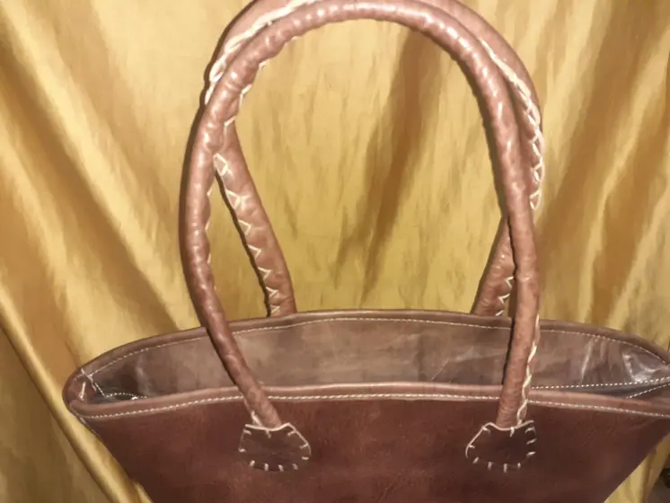 Bolso Vacuno asa hilo blanco