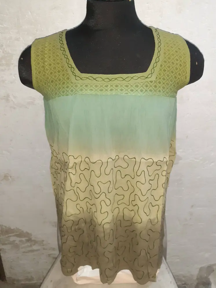 Blusa de mujer combinada