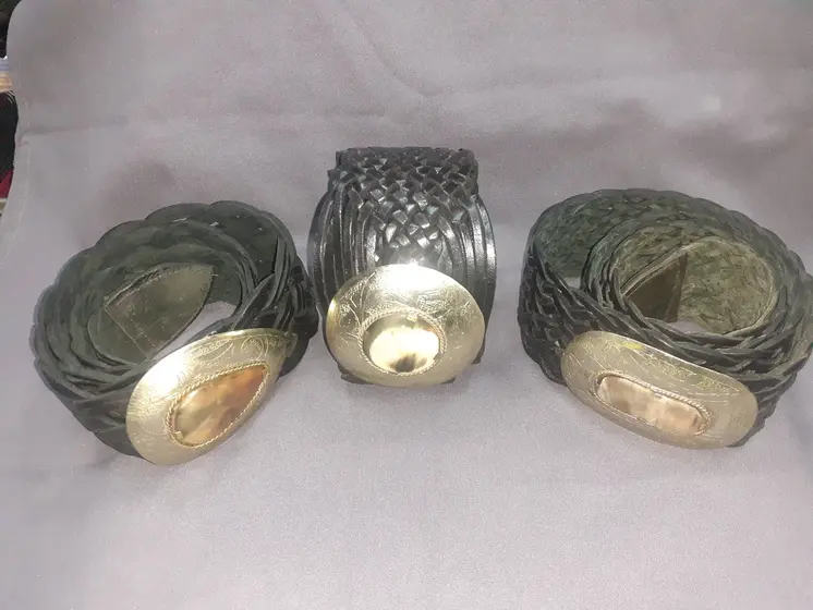 Cinturón de chapa mujer ancho