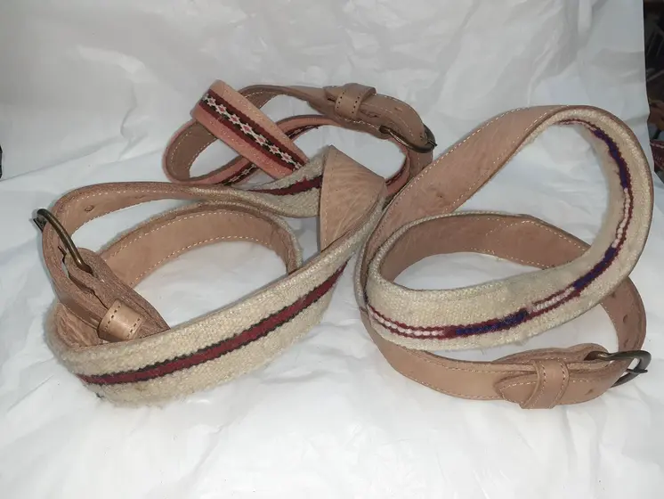 Cinturón de cuero con Kilim