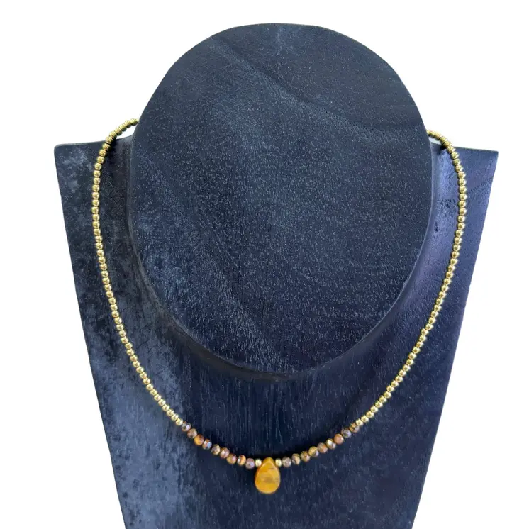 Collares de mujer de Tailandia