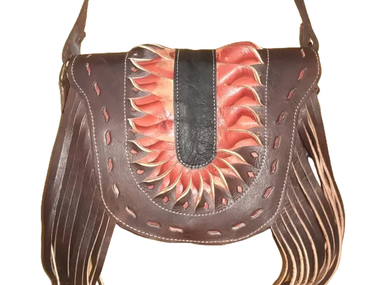 Bolso Vacuno sol flecos