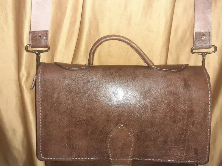 Bolso fez mariconera asa doble