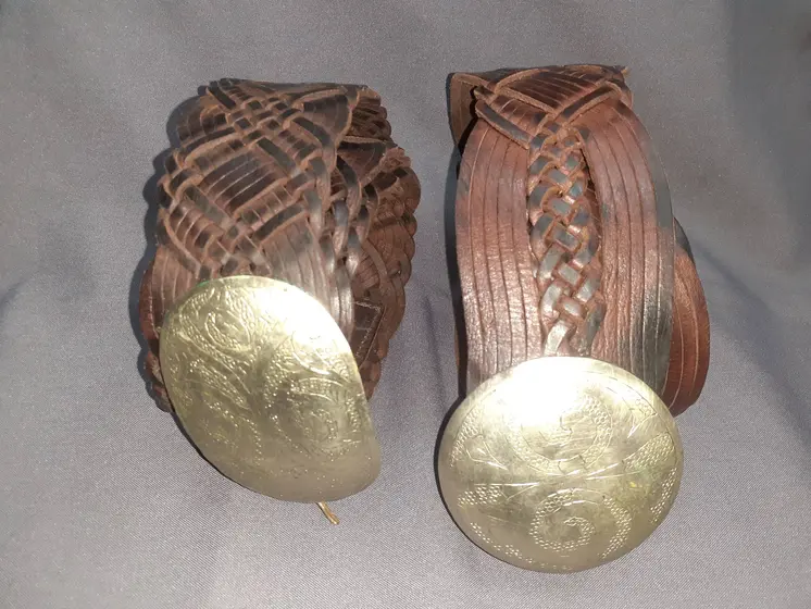 Cinturón de chapa mujer ancho