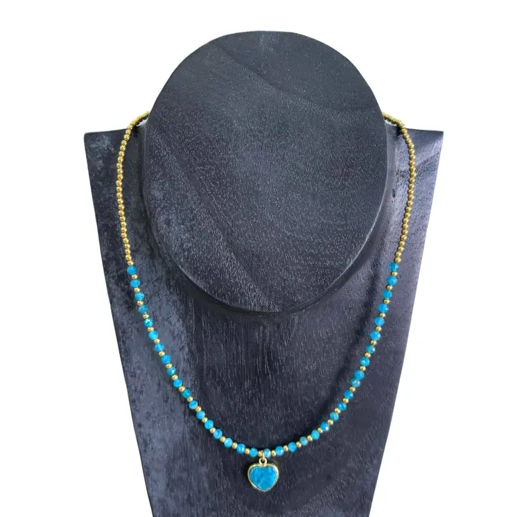 Collares de mujer de Tailandia