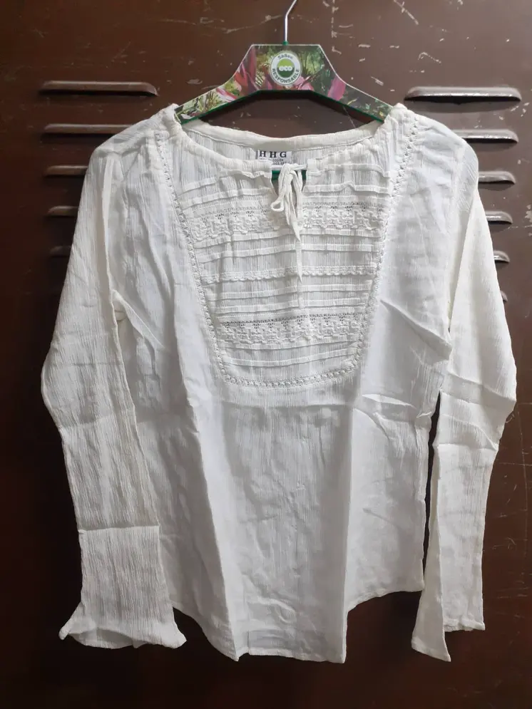 Blusa de mujer con mangas